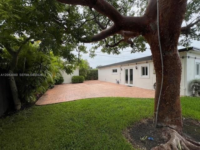 В аренду: $4,998 (3 спален, 2 ванн, 1790 Квадратных фут)