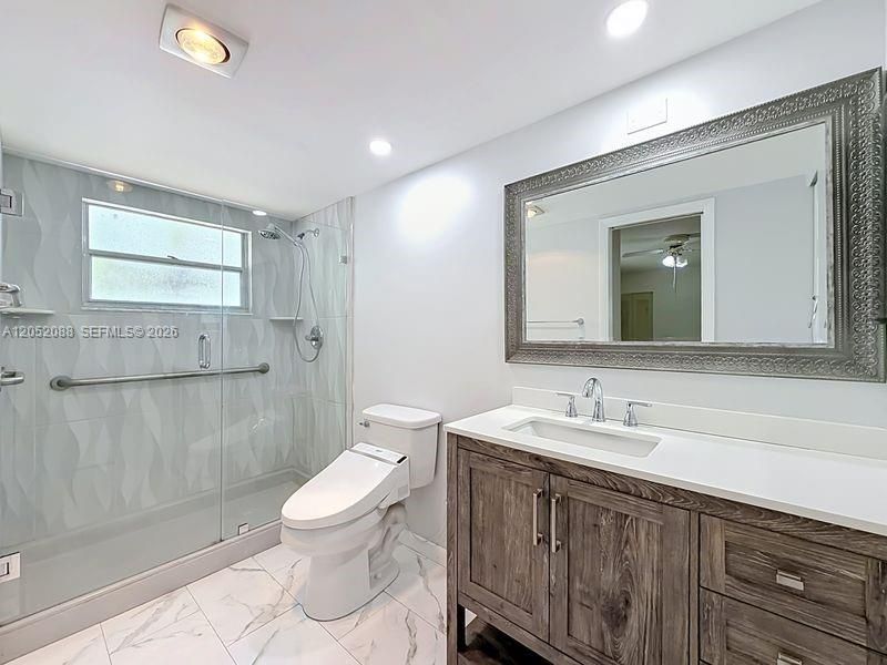 En Venta: $157,000 (2 camas, 2 baños, 1166 Pies cuadrados)