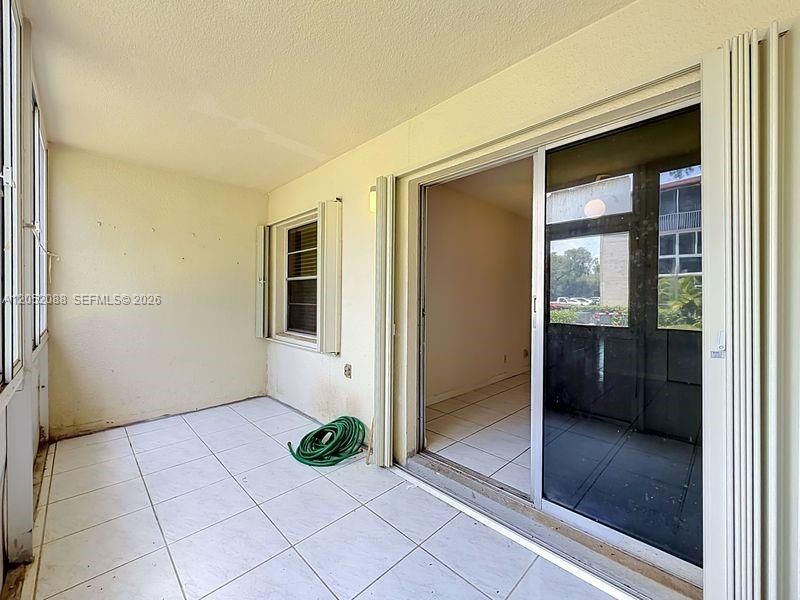 En Venta: $157,000 (2 camas, 2 baños, 1166 Pies cuadrados)