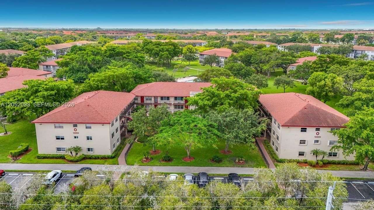 En Venta: $157,000 (2 camas, 2 baños, 1166 Pies cuadrados)