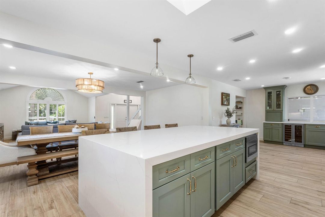 Kitchen/Dining