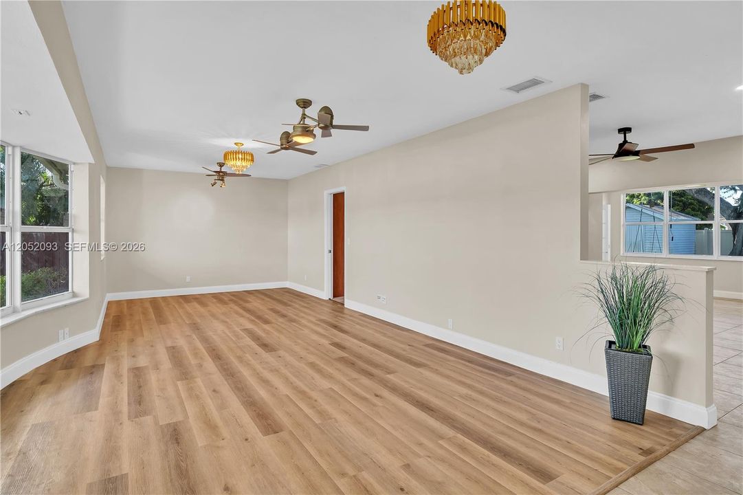 For Sale: $930,000 (4 beds, 3 baths, 2600 Square Feet)