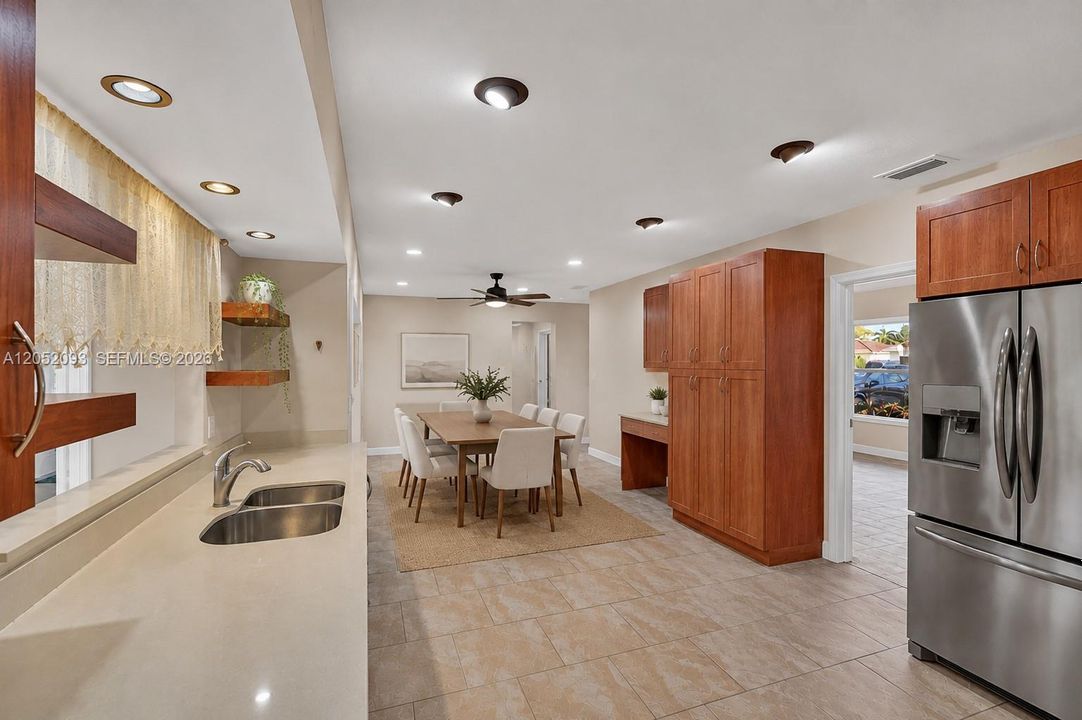 For Sale: $930,000 (4 beds, 3 baths, 2600 Square Feet)