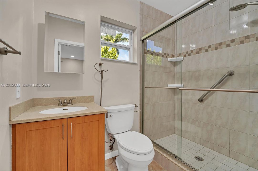 For Sale: $930,000 (4 beds, 3 baths, 2600 Square Feet)