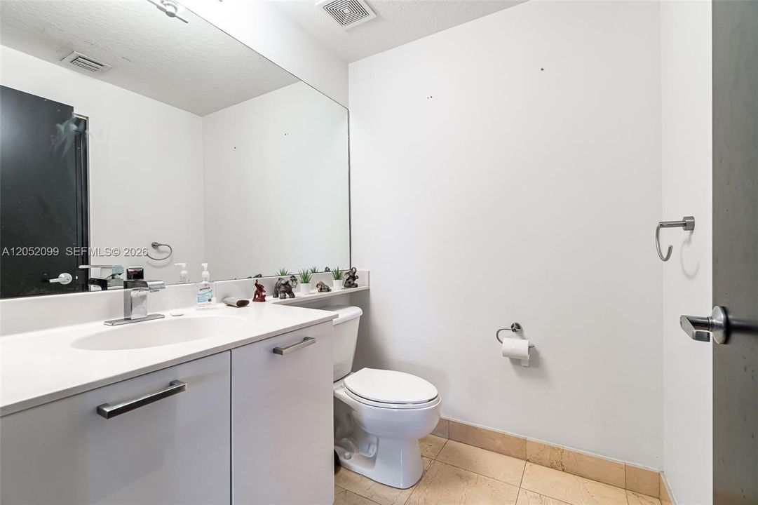 For Sale: $730,000 (3 beds, 2 baths, 2490 Square Feet)