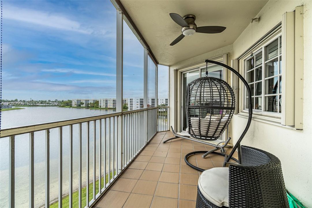 For Sale: $730,000 (3 beds, 2 baths, 2490 Square Feet)