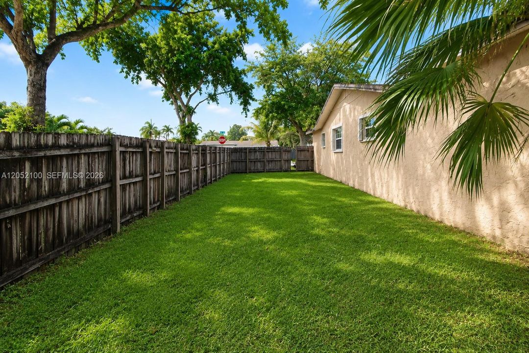 For Sale: $510,000 (3 beds, 2 baths, 1548 Square Feet)