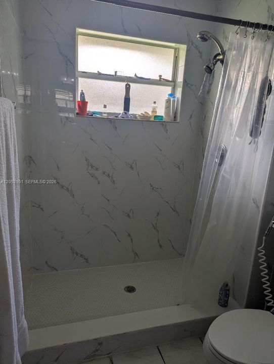 For Sale: $324,900 (2 beds, 2 baths, 1185 Square Feet)