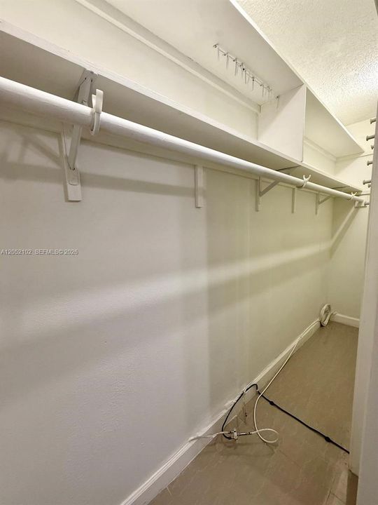 В аренду: $1,600 (1 спален, 1 ванн, 660 Квадратных фут)