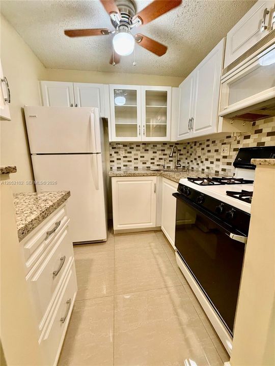 В аренду: $1,600 (1 спален, 1 ванн, 660 Квадратных фут)
