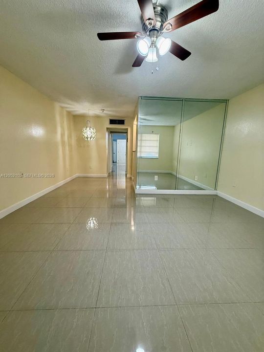 В аренду: $1,600 (1 спален, 1 ванн, 660 Квадратных фут)