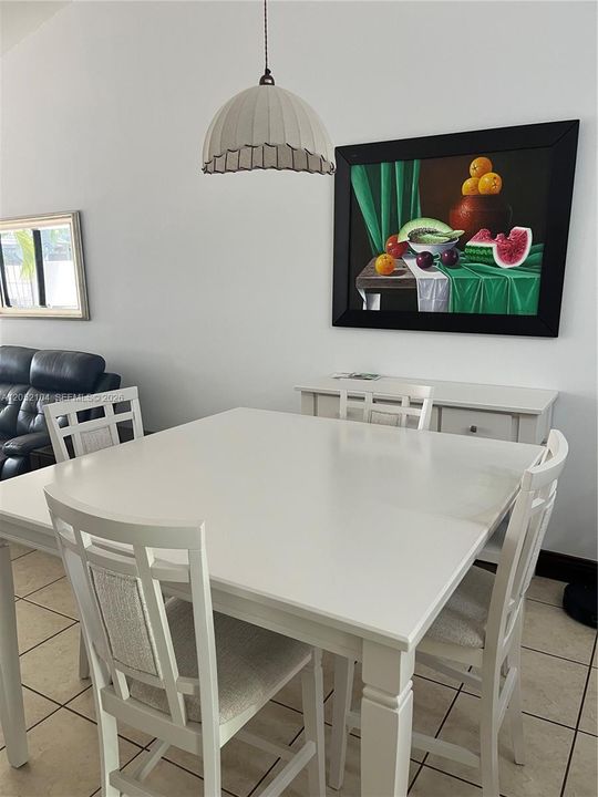 For Rent: $2,400 (2 beds, 2 baths, 1256 Square Feet)