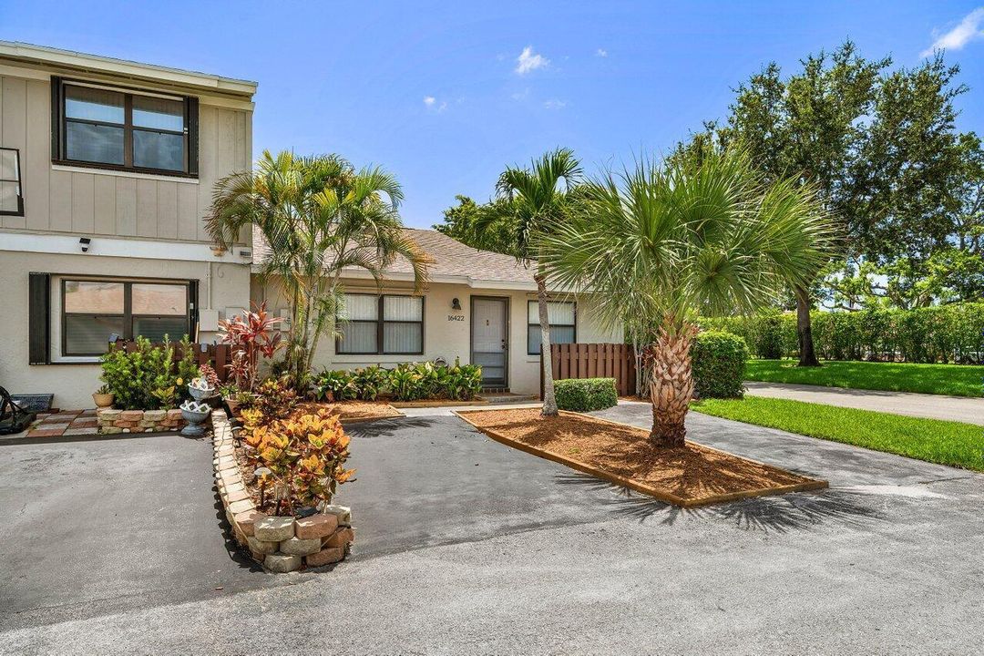 16422 Straw Way