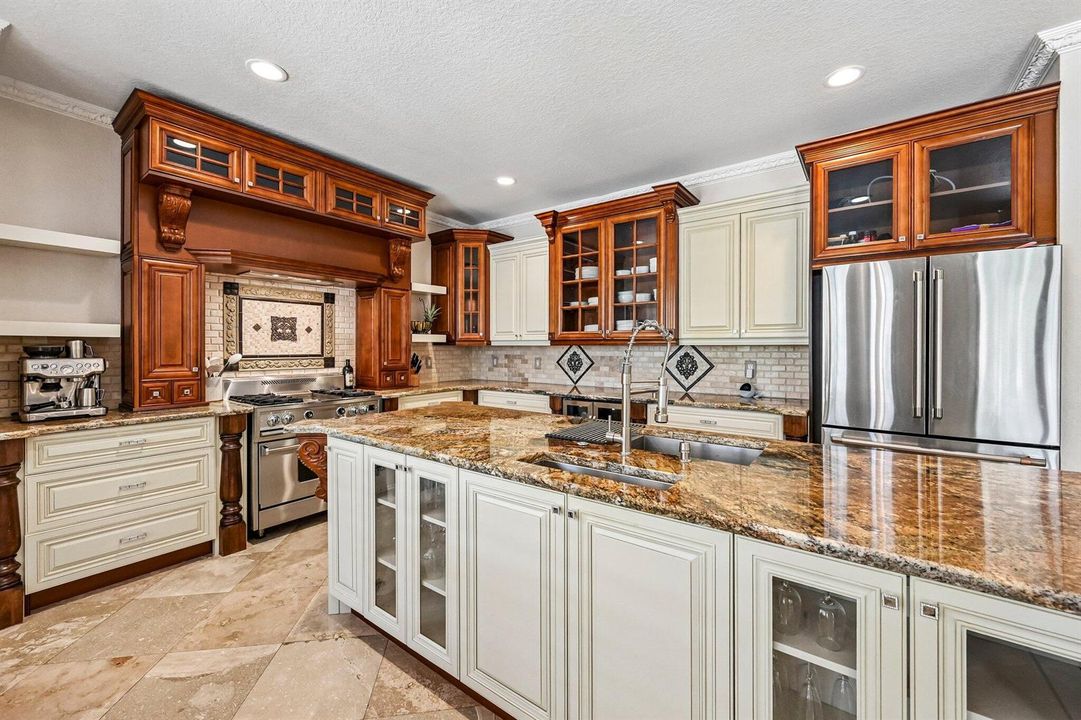 24-web-or-mls-Center Stone Ln-S1107-016