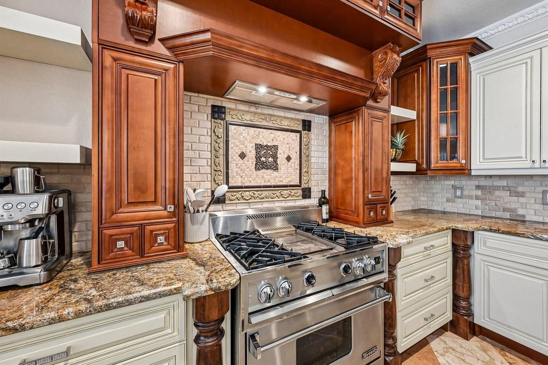 25-web-or-mls-Center Stone Ln-S1107-017