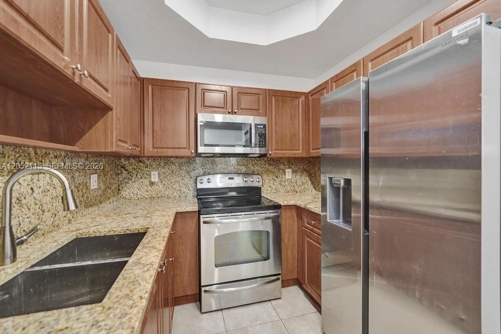 For Rent: $2,800 (3 beds, 2 baths, 1396 Square Feet)