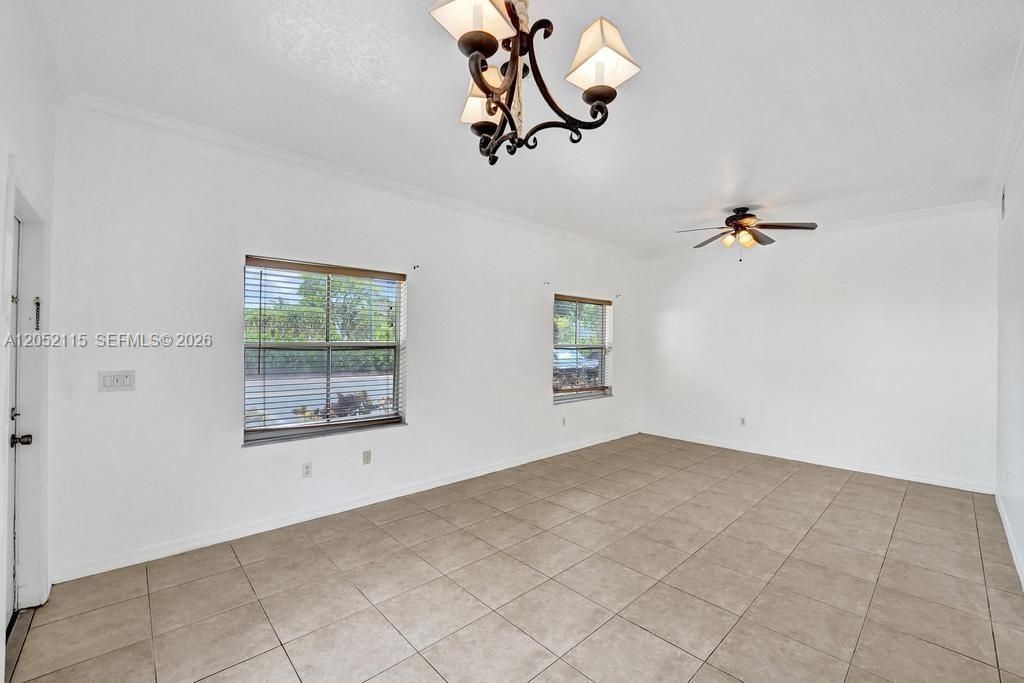 For Rent: $2,800 (3 beds, 2 baths, 1396 Square Feet)