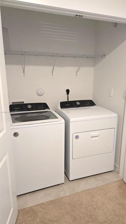 В аренду: $2,950 (3 спален, 3 ванн, 1380 Квадратных фут)
