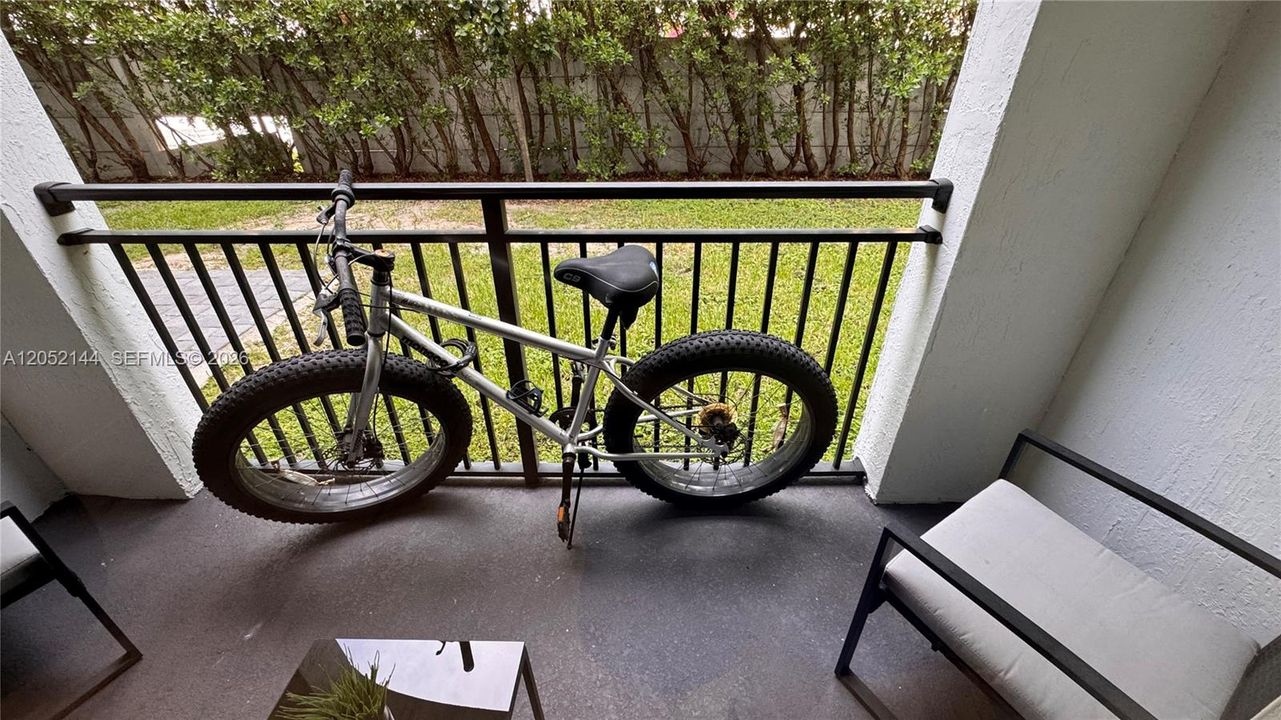 For Rent: $2,700 (3 beds, 2 baths, 1500 Square Feet)