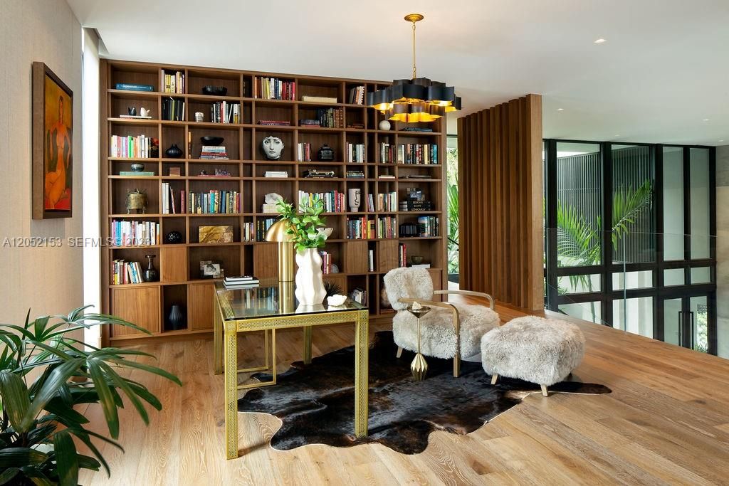 For Sale: $4,995,000 (2 beds, 2 baths, 3114 Square Feet)