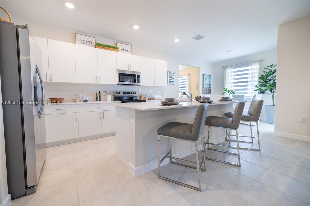 For Sale: $759,000 (4 beds, 3 baths, 2654 Square Feet)