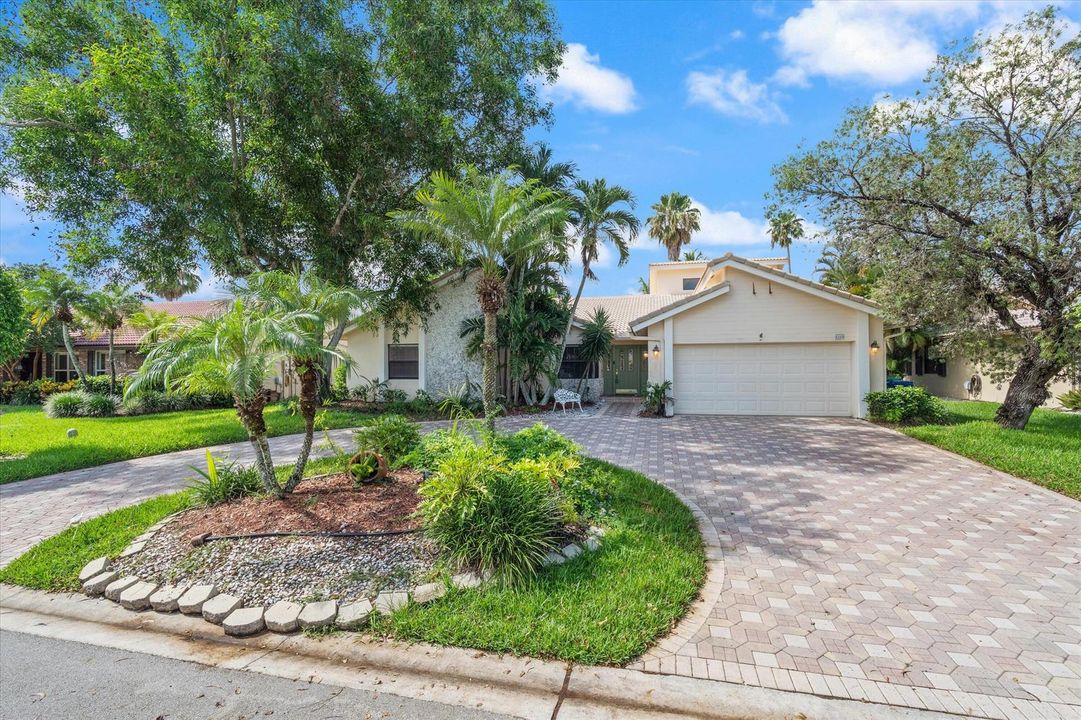01-8660 NW 54th Street Coral Springs, FL