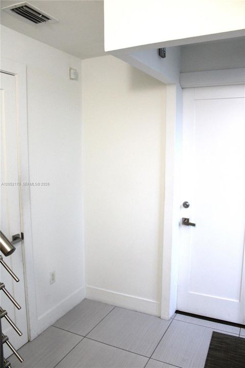 En Venta: $900,000 (4 camas, 3 baños, 2481 Pies cuadrados)