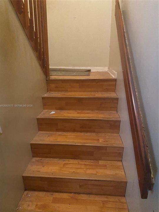 For Sale: $230,000 (2 beds, 2 baths, 1183 Square Feet)