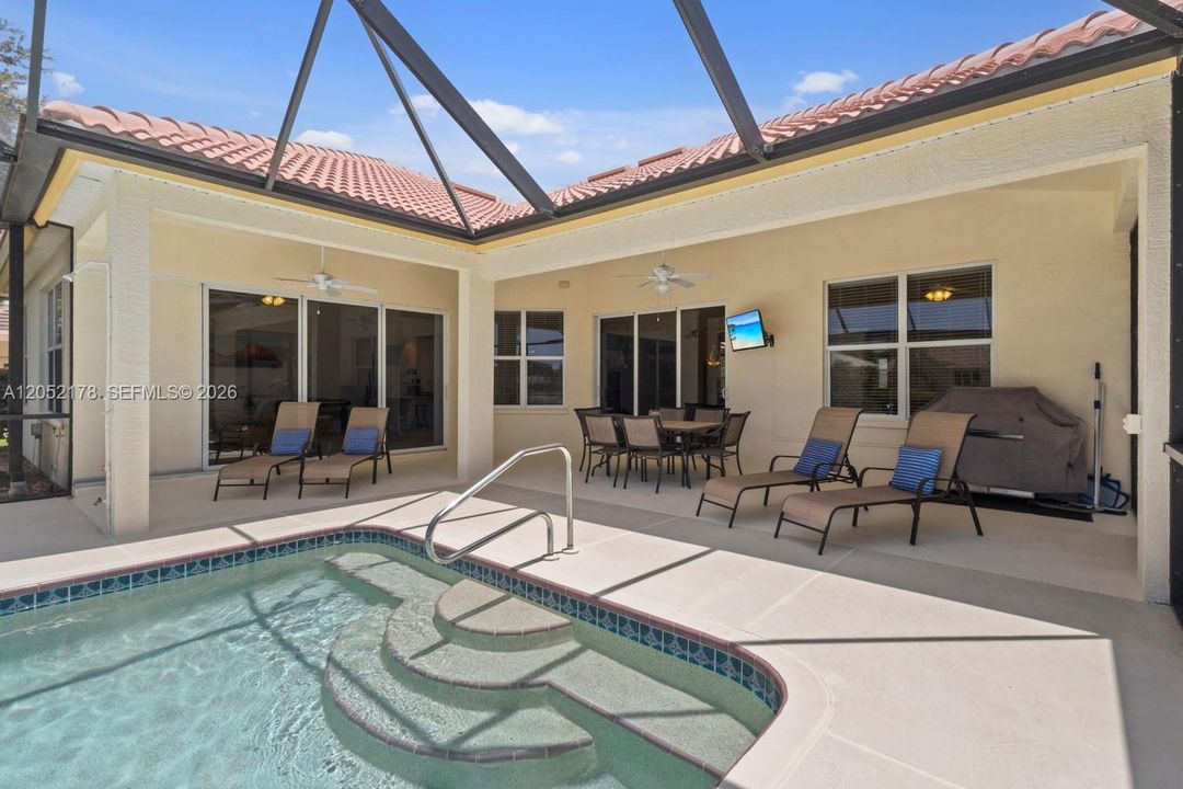 For Sale: $875,000 (3 beds, 2 baths, 2197 Square Feet)