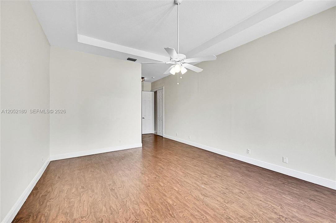 В аренду: $8,500 (5 спален, 3 ванн, 2767 Квадратных фут)