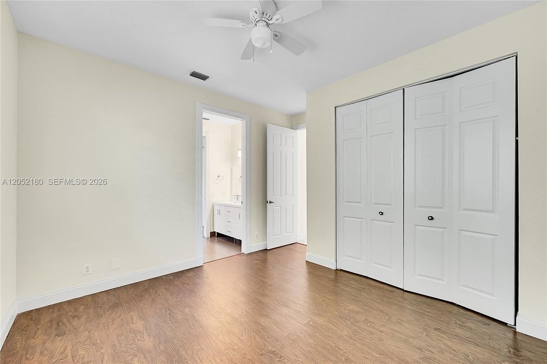 В аренду: $8,500 (5 спален, 3 ванн, 2767 Квадратных фут)