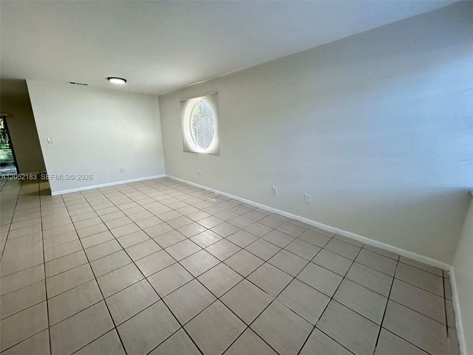 En Renta: $2,995 (3 camas, 2 baños, 1492 Pies cuadrados)