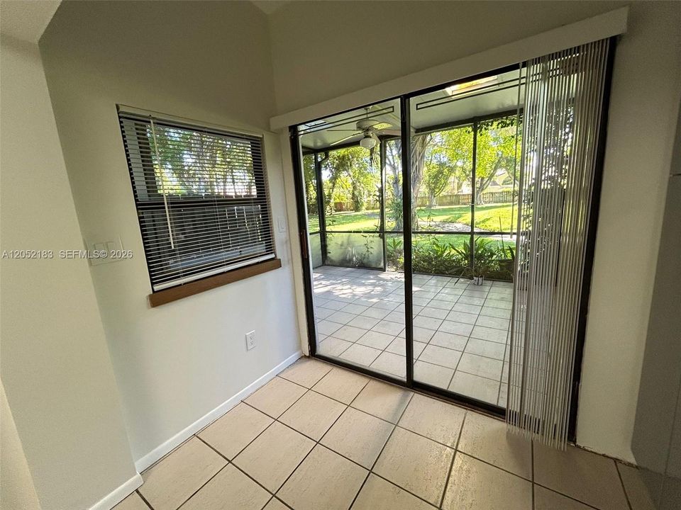 En Renta: $2,995 (3 camas, 2 baños, 1492 Pies cuadrados)