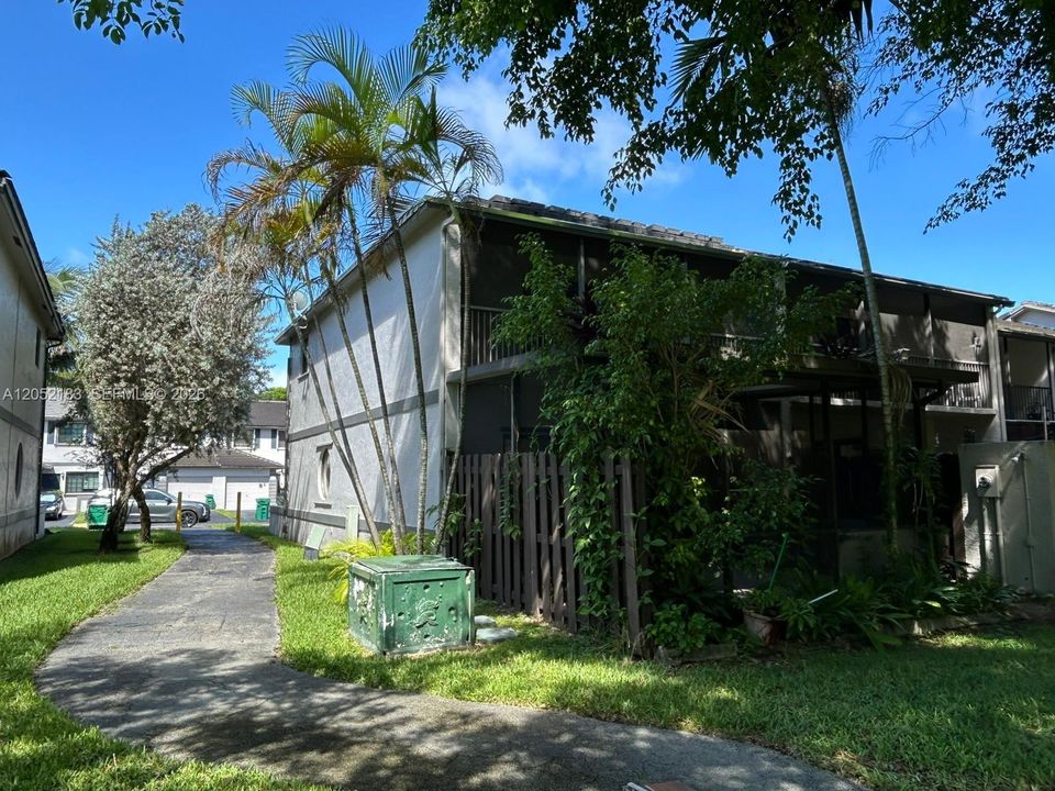 En Renta: $2,995 (3 camas, 2 baños, 1492 Pies cuadrados)