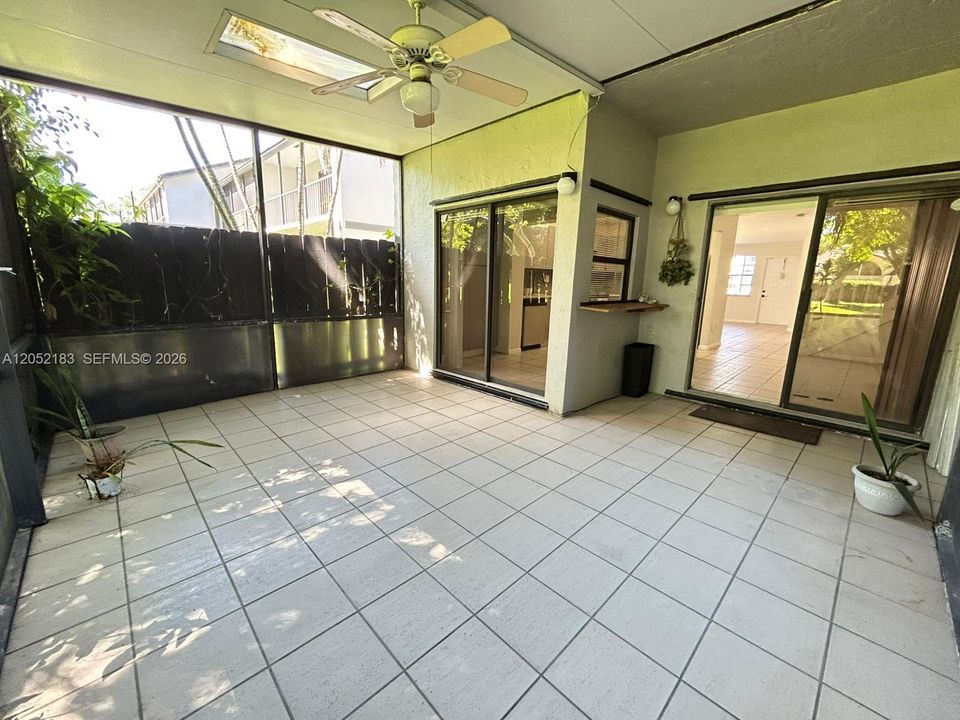 En Renta: $2,995 (3 camas, 2 baños, 1492 Pies cuadrados)