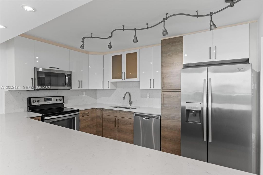 For Sale: $799,900 (3 beds, 2 baths, 1455 Square Feet)