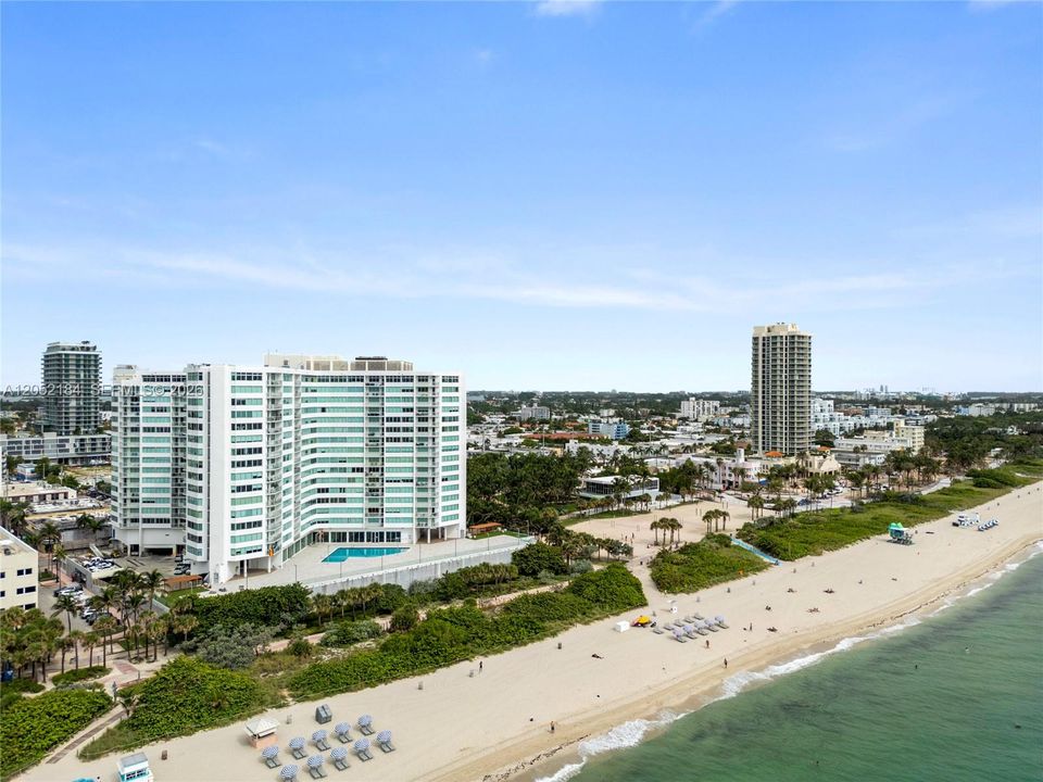 For Sale: $799,900 (3 beds, 2 baths, 1455 Square Feet)