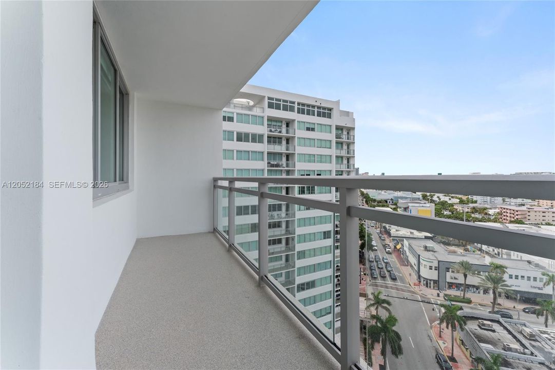 For Sale: $799,900 (3 beds, 2 baths, 1455 Square Feet)