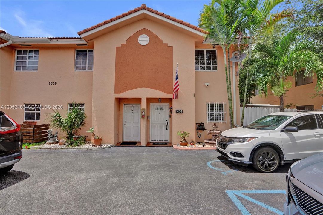 En Venta: $339,950 (2 camas, 1 baños, 1090 Pies cuadrados)