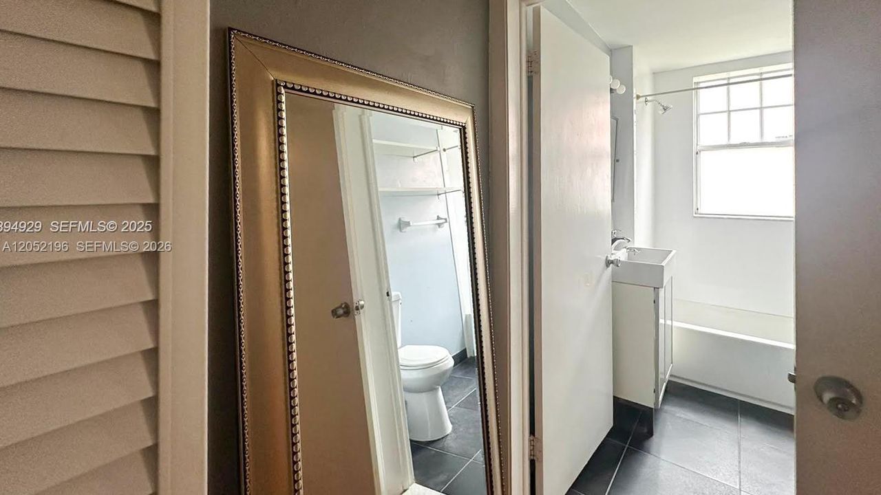 На продажу: $275,000 (0 спален, 1 ванн, 510 Квадратных фут)