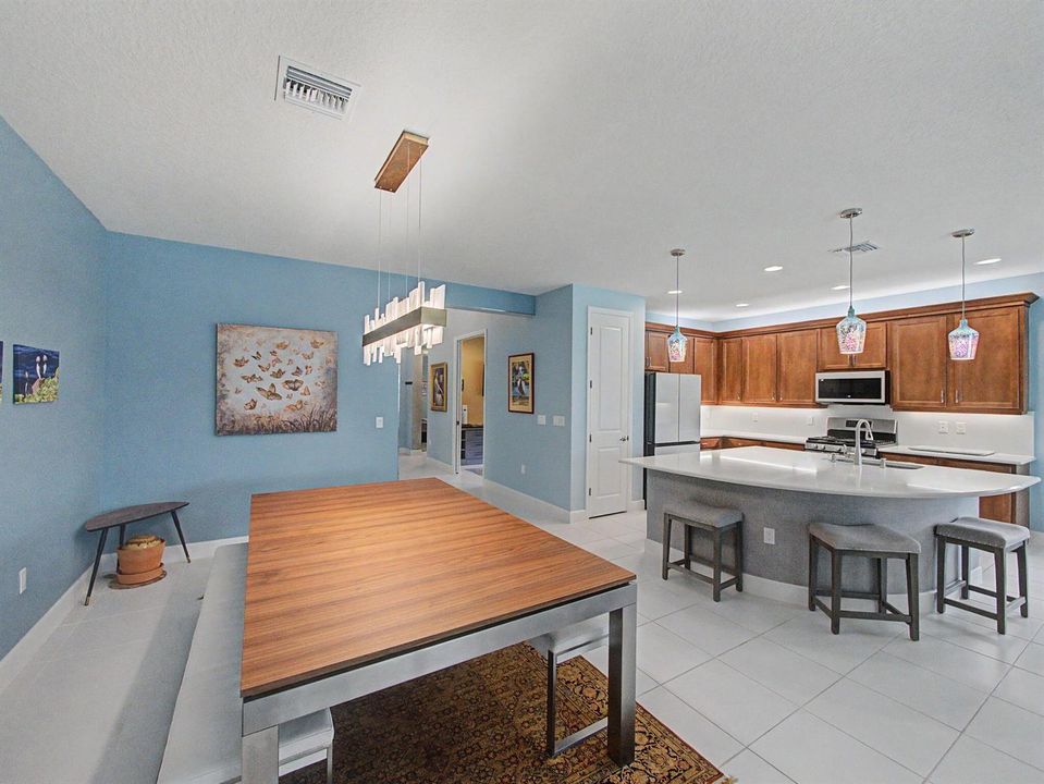 Dining/Kitchen