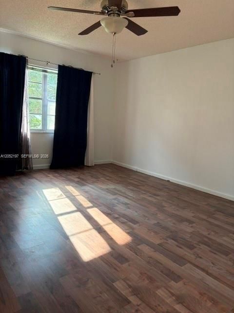 В аренду: $1,800 (1 спален, 1 ванн, 1065 Квадратных фут)
