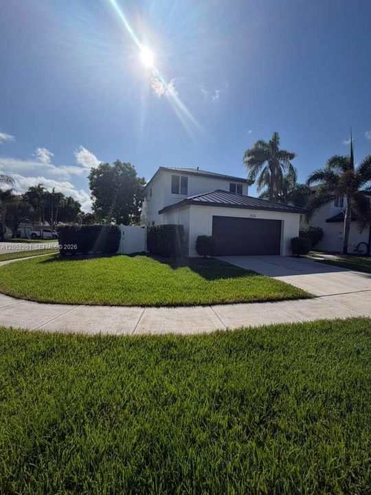 For Sale: $895,900 (4 beds, 3 baths, 2213 Square Feet)
