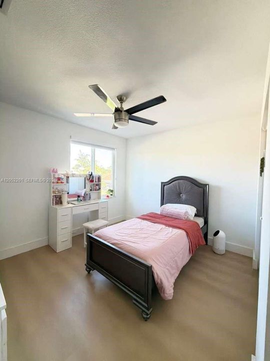 For Sale: $895,900 (4 beds, 3 baths, 2213 Square Feet)