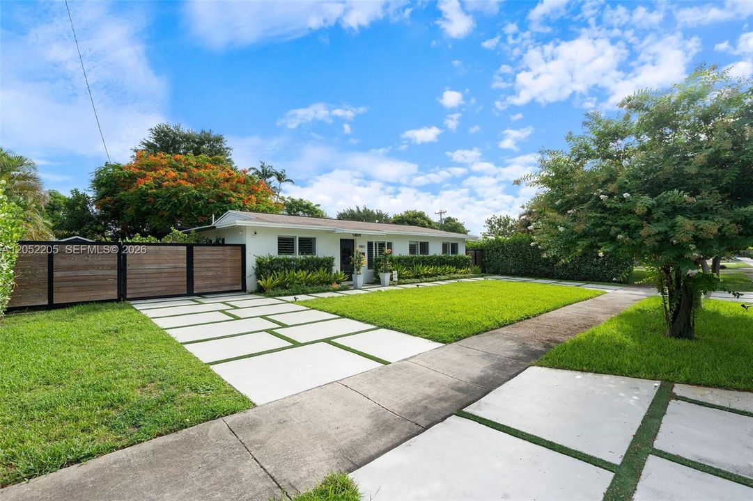 For Sale: $849,000 (4 beds, 2 baths, 1300 Square Feet)