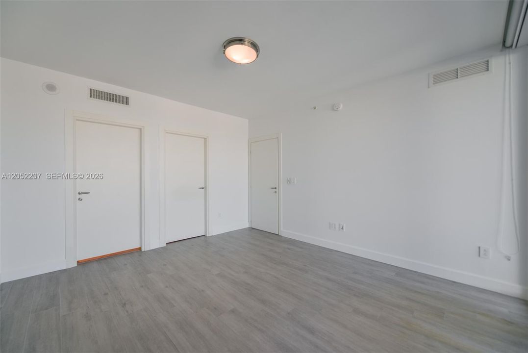 En Renta: $24,000 (3 camas, 3 baños, 2640 Pies cuadrados)