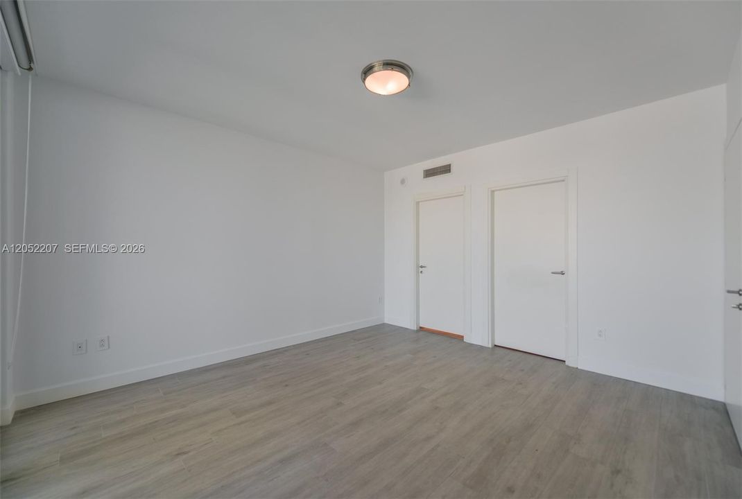 En Renta: $24,000 (3 camas, 3 baños, 2640 Pies cuadrados)