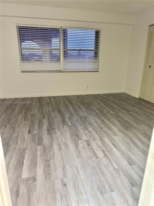 В аренду: $1,750 (1 спален, 1 ванн, 1045 Квадратных фут)