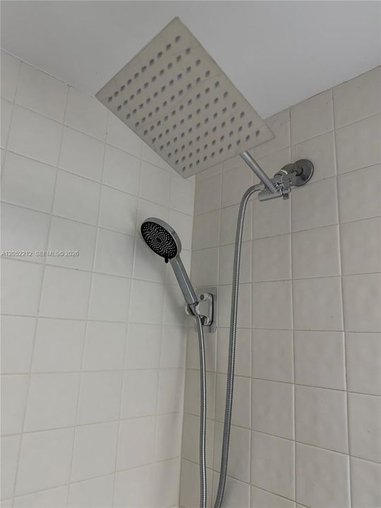 В аренду: $1,750 (1 спален, 1 ванн, 1045 Квадратных фут)