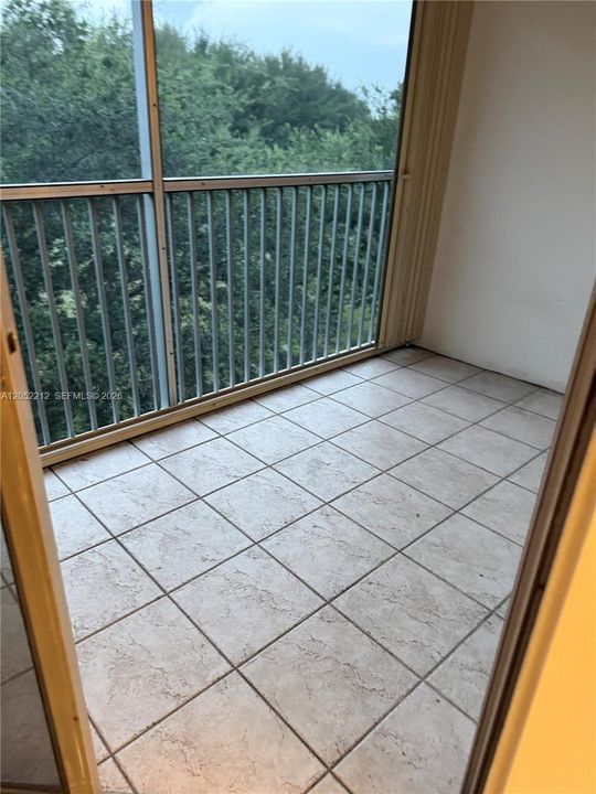 В аренду: $1,750 (1 спален, 1 ванн, 1045 Квадратных фут)